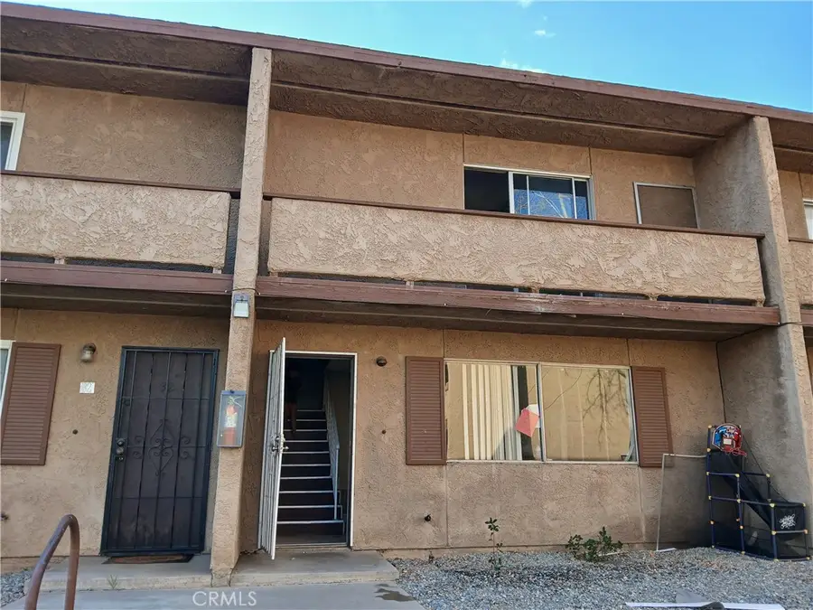 14299 La Paz #33, Victorville, CA 92395 - #2