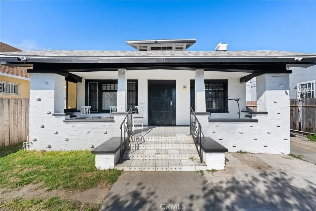 651 W Gage, Los Angeles, CA 90044 - #1
