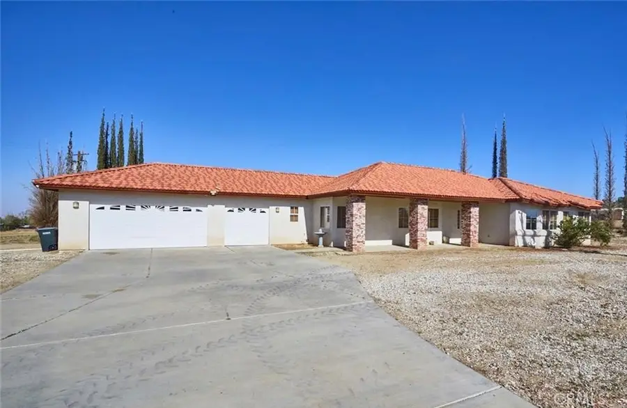 11077 Valle Vista Road, Phelan, CA 92371 - #2