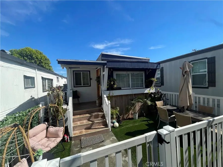 12265 Woodruff Avenue, Downey, CA 90241 - #2