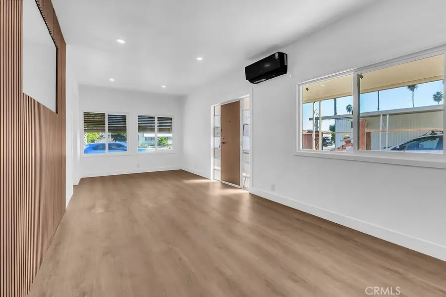 841 S Lyon, Hemet, CA 92543 - #3