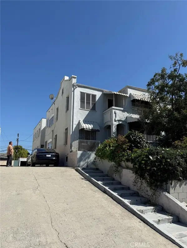 328 N Mariposa, Los Angeles, CA 90004
