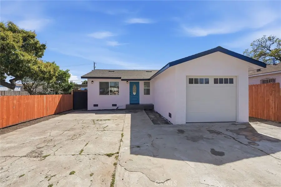 910 E 107th Street, Los Angeles, CA 90002 - #3