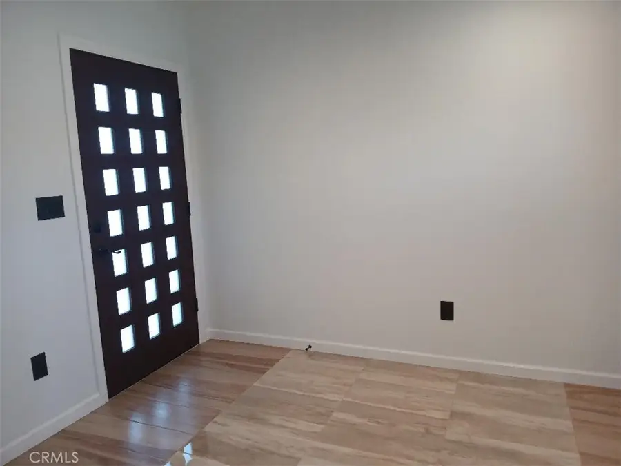 307 N Broadacres Avenue, Compton, CA 90220 - #2