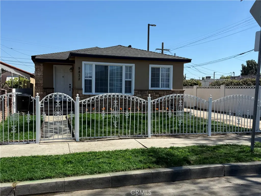 9832 San Miguel Avenue, South Gate, CA 90280 - #1