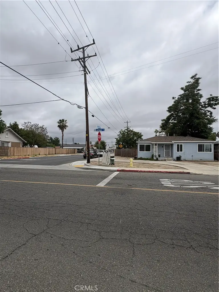 501 W Latham, Hemet, CA 92543 - #3