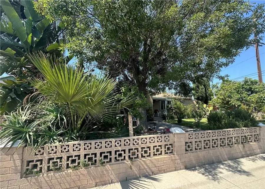 10673 Saticoy, Sun Valley, CA 91352 - #2