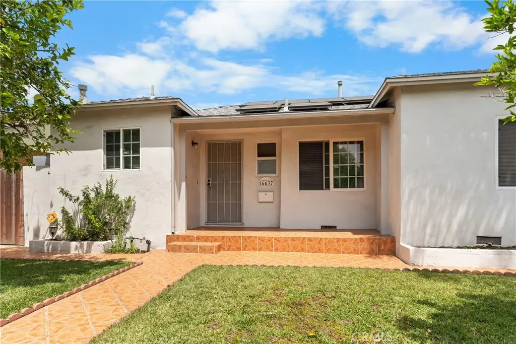 16637 Victory Boulevard, Van Nuys, CA 91406 - #1