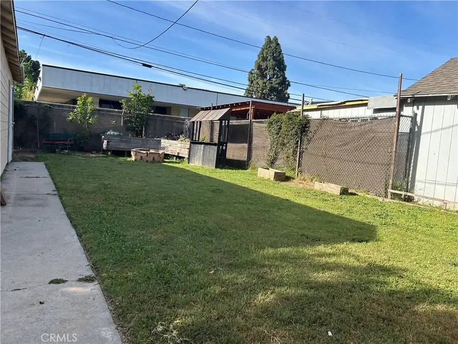 1154 E 20th, Long Beach, CA 90806 - #3
