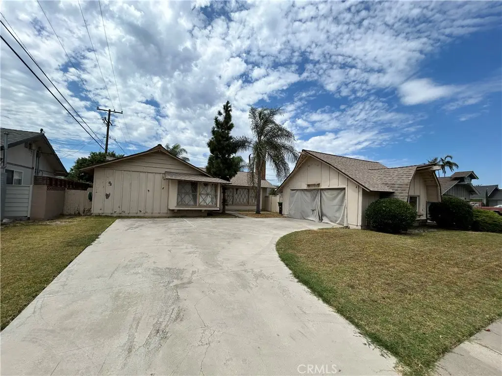 12041 Davenport, Los Alamitos, CA 90720 - #1