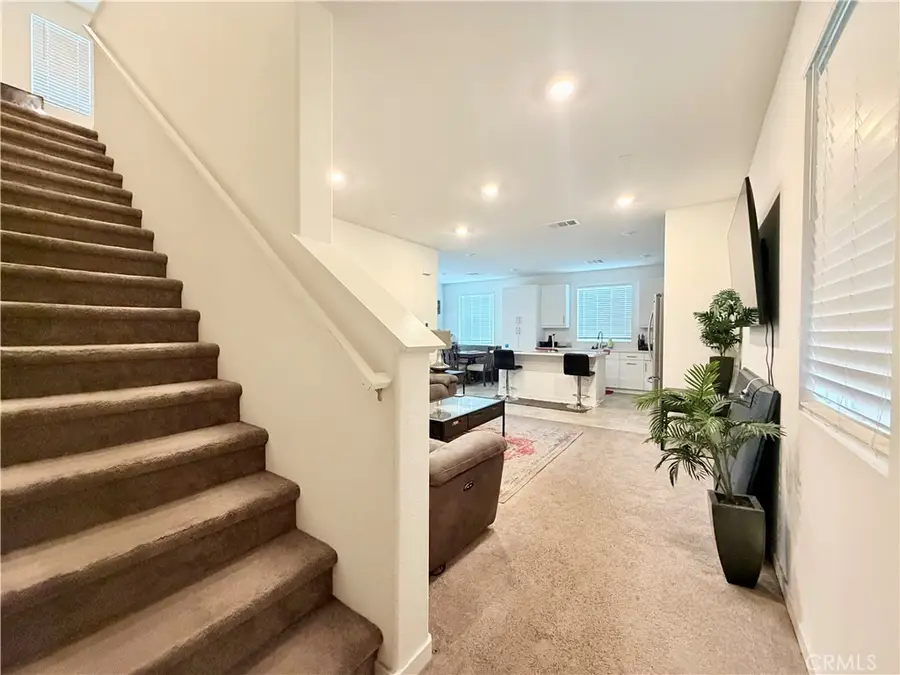 16584 Poppy Seed Ln, Fontana, CA 92336 - #2