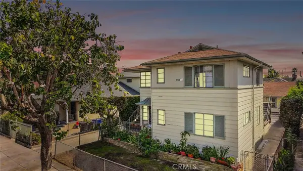 2718 W 15th, Los Angeles, CA 90006