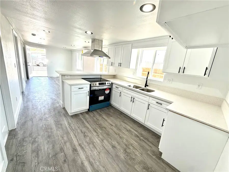 2368 E 107 Th St, Los Angeles, CA 90002 - #2