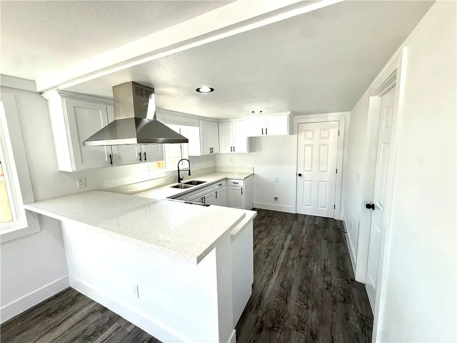 2368 E 107 Th St, Los Angeles, CA 90002 - #3