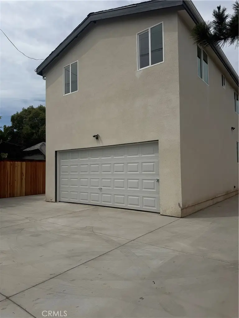 924 W 75th, Los Angeles, CA 90044 - #3