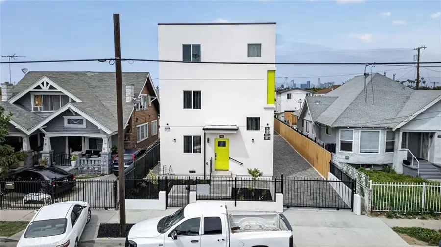 283 E 50th, Los Angeles, CA 90011 - #2