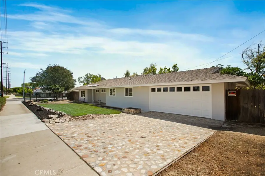 384 W 7th, Upland, CA 91786 - #2