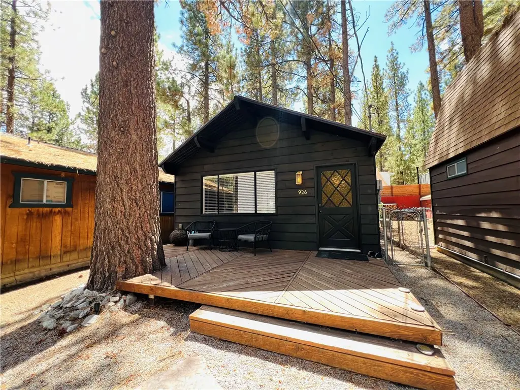 926 E Barker, Big Bear City, CA 92314 - #1