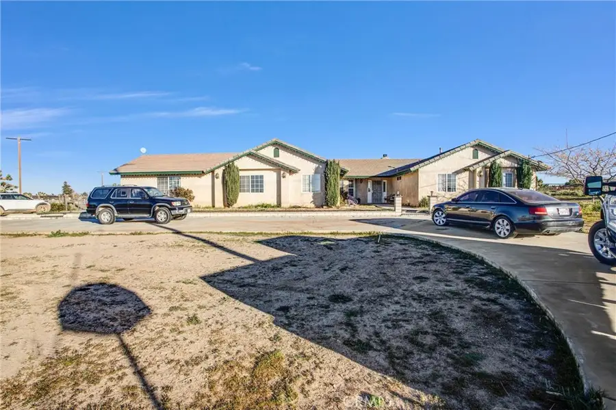 10439 Mesa, Oak Hills, CA 92344 - #2