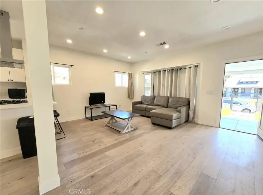 1225 W 41st #1227, Los Angeles, CA 90037 - #3