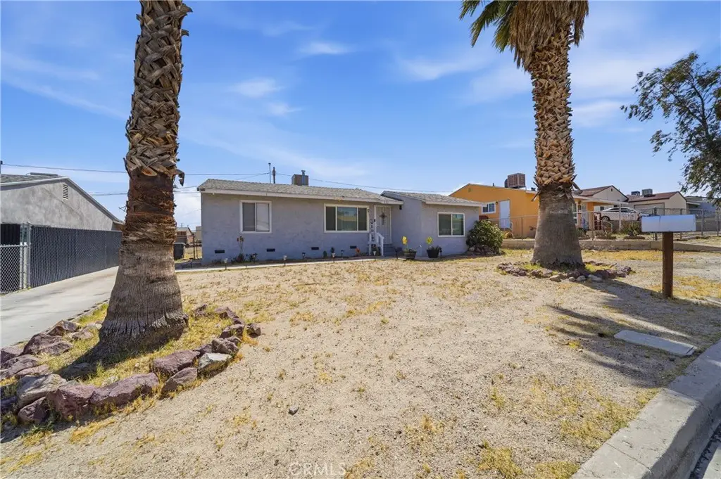 571 Lillian, Barstow, CA 92311 - #1