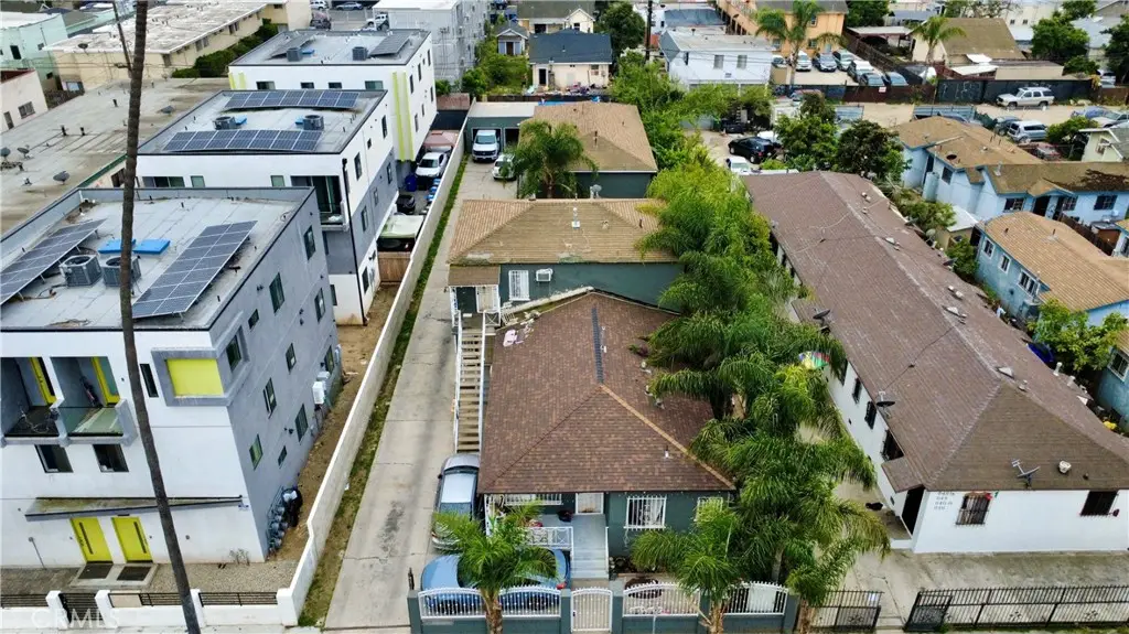 840 W 81st, Los Angeles, CA 90044 - #1