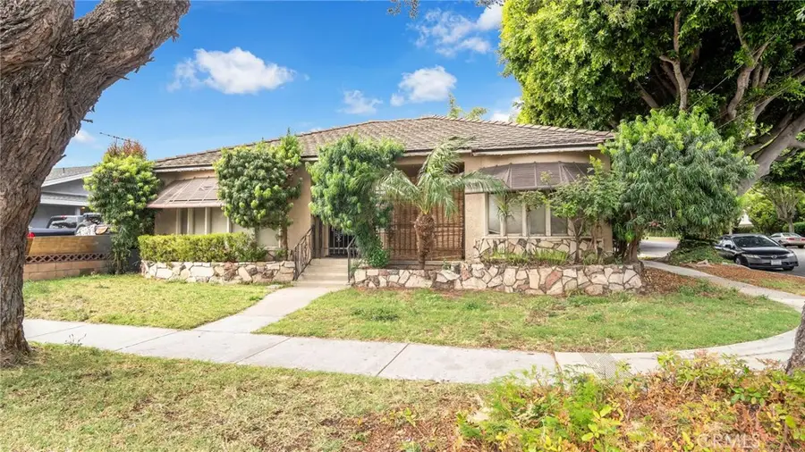 8331 Jackson, Paramount, CA 90723 - #3