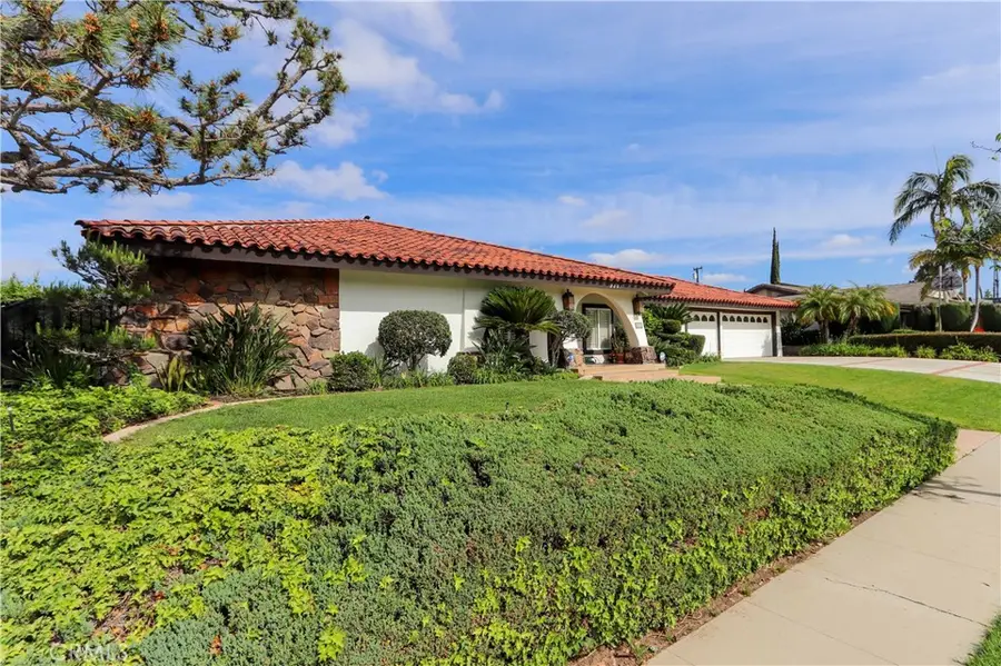 2801 Altivo, Fullerton, CA 92835 - #3