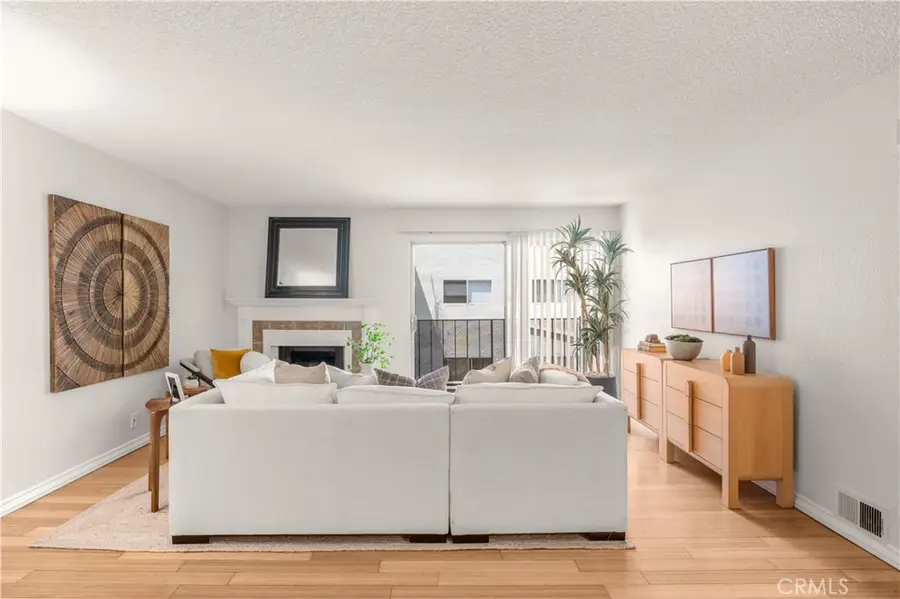 1919 E Beverly #205, Long Beach, CA 90802 - #2