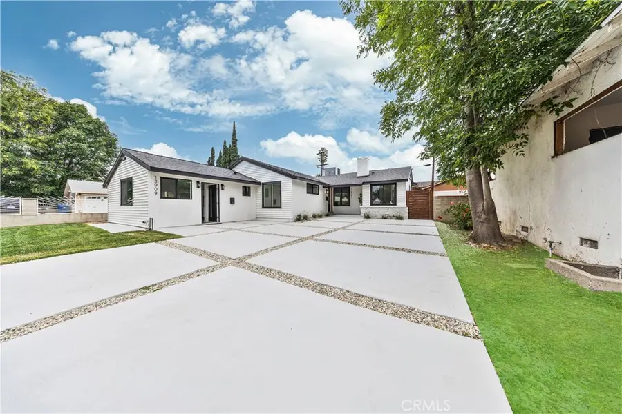 13907 Wyandotte, Van Nuys, CA 91405 - #2