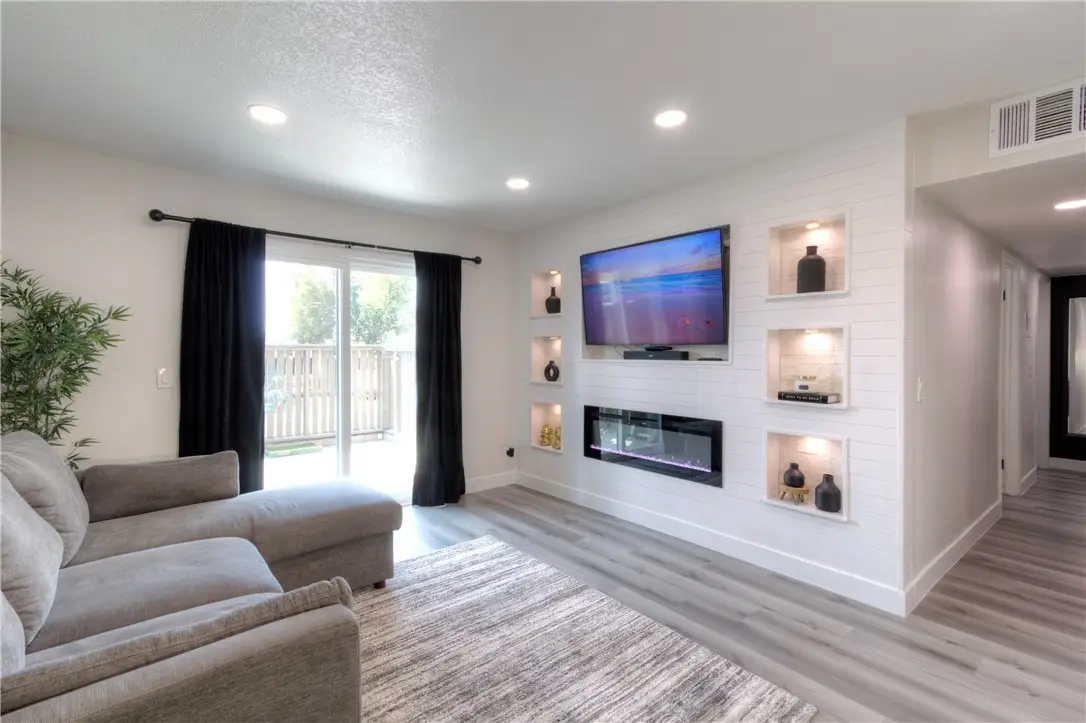 1309 W Mission #u-109 Boulevard, Ontario, CA 91762 - #1