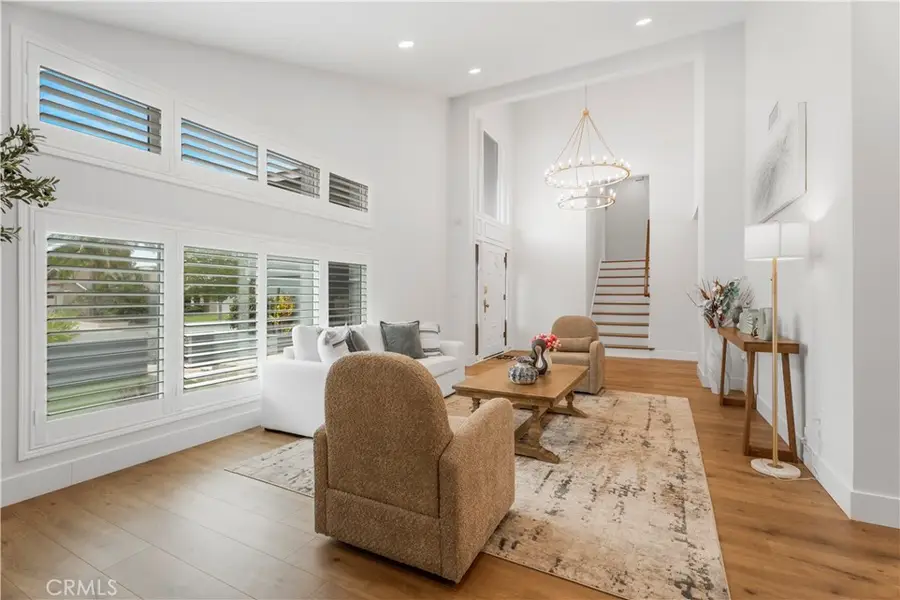 16542 Los Verdes, Huntington Beach, CA 92649 - #2