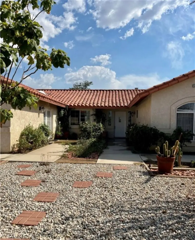 17695 Linden St, Hesperia, CA 92345 - #3