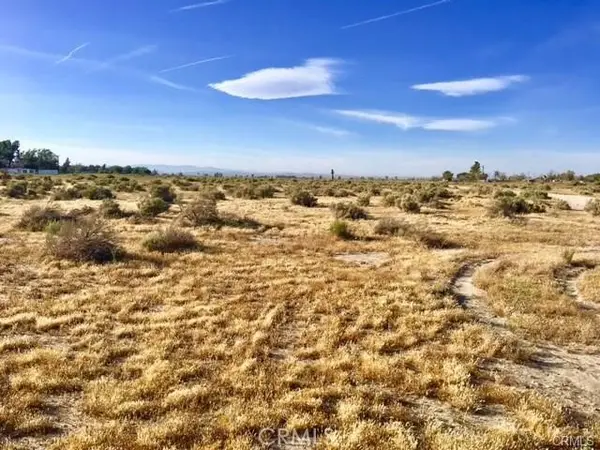 93 Avenue J, Roosevelt, CA 93535
