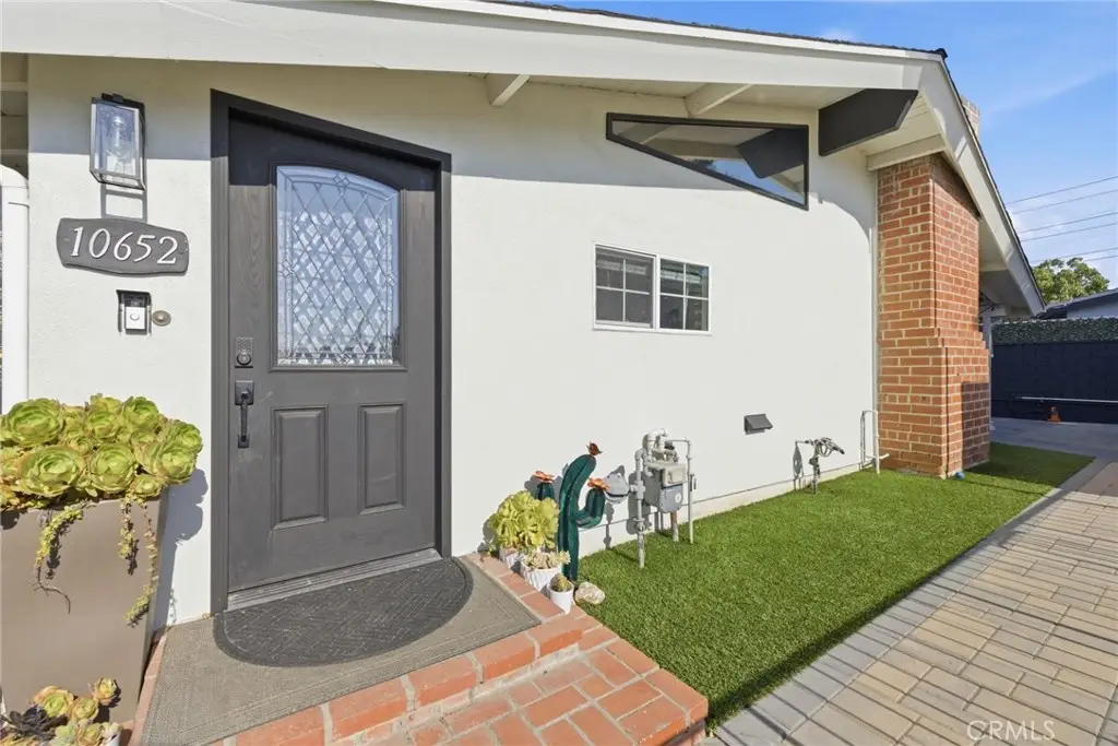10652 Thomas, Anaheim, CA 92804 - #1