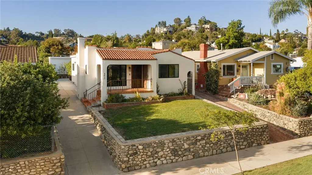 5417 Stratford, Los Angeles, CA 90042 - #1