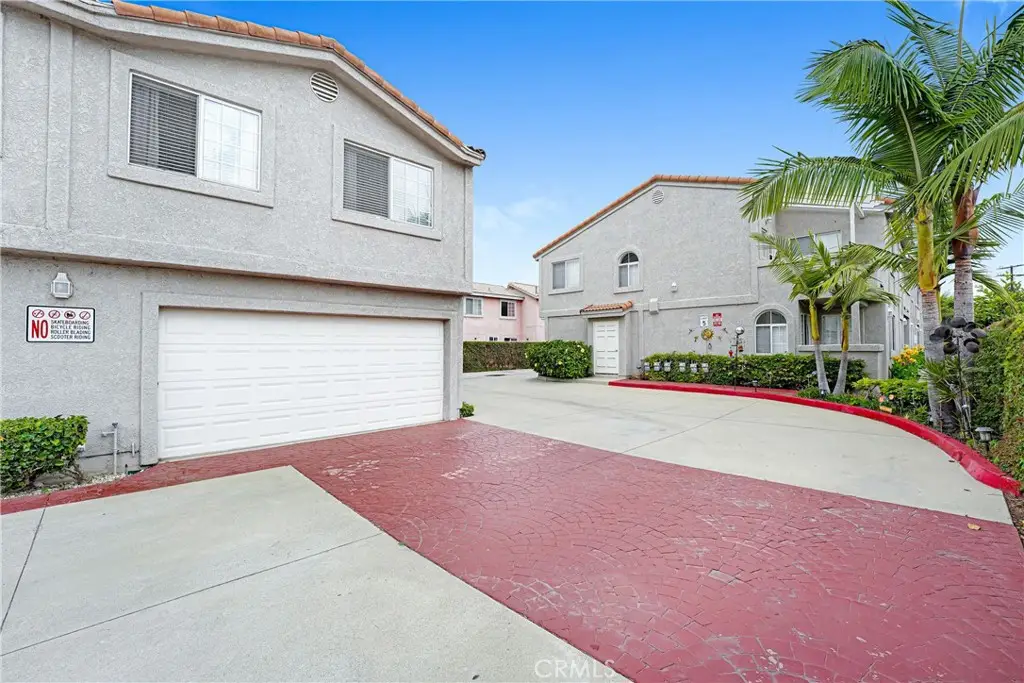 6551 Motz, Paramount, CA 90723 - #1