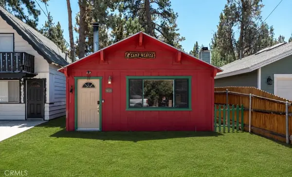 906 W Country Club Boulevard, Big Bear City, CA 92314