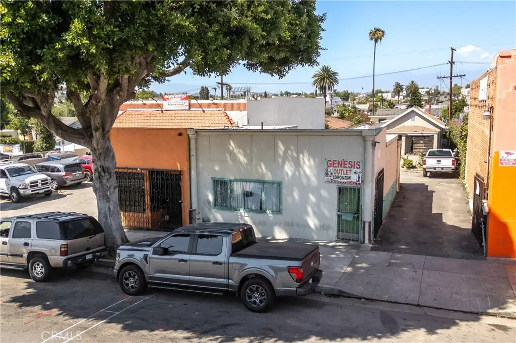 2813 E Cesar Chavez Avenue, Los Angeles, CA 90033 - #1