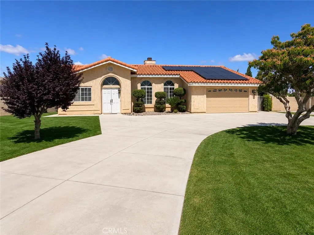 9302 Jacaranda, Hesperia, CA 92345 - #1