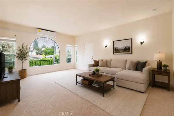 211 N Vendome Street, Los Angeles, CA 90026