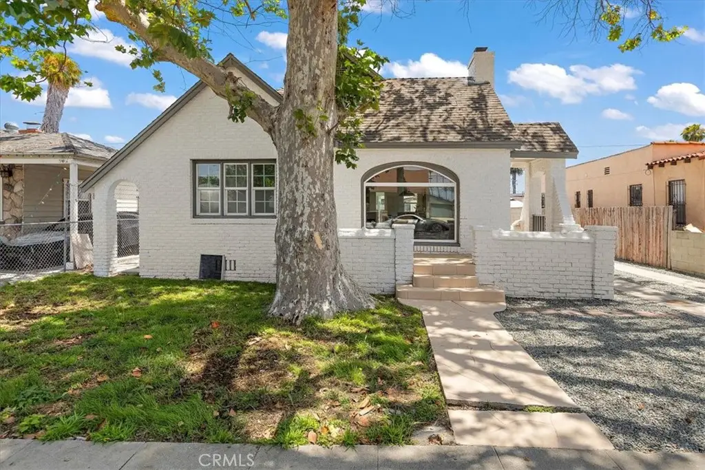 1218 N Spring Avenue, Compton, CA 90221 - #1