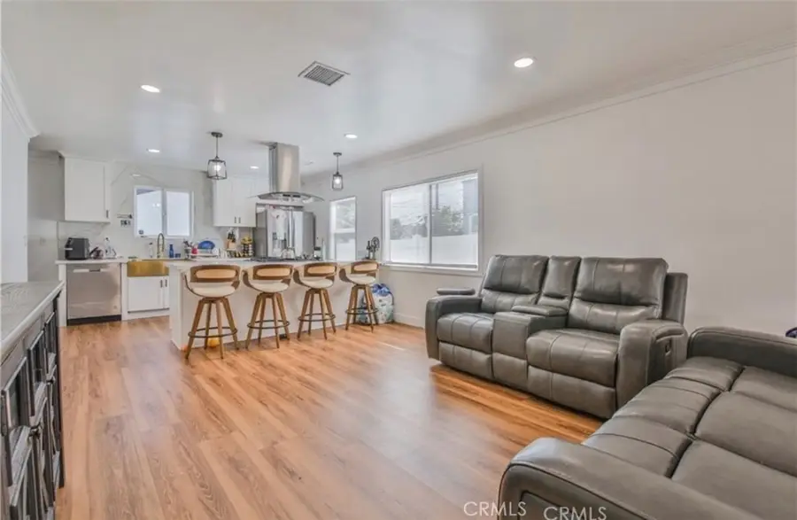 3206 W 59th Street, Los Angeles, CA 90043 - #3