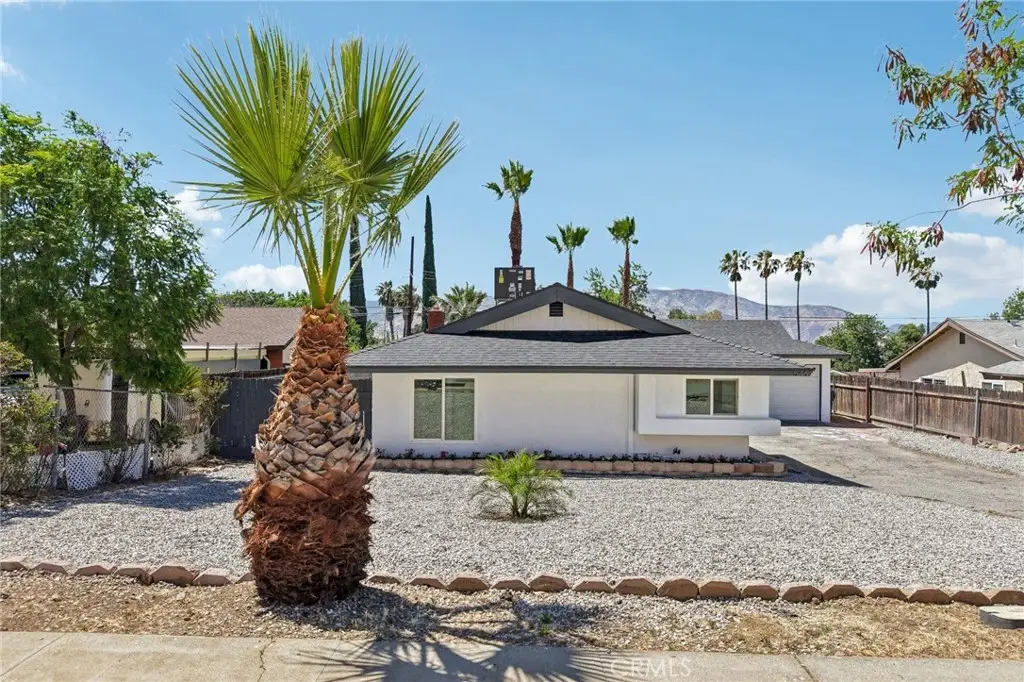 546 W Indian School Lane, Banning, CA 92220 - #1