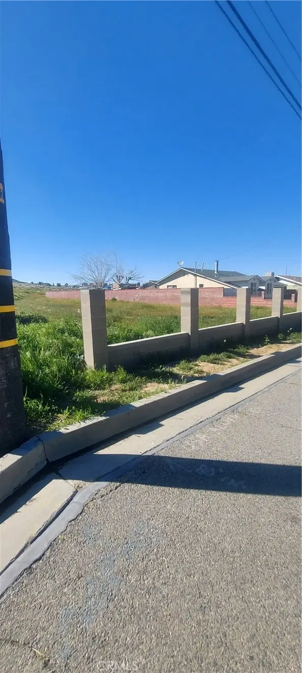5 st E Avenue R, Palmdale, CA 93550 - #3