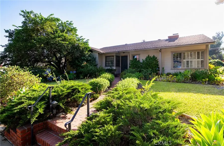 2201 Roosevelt Avenue, Altadena, CA 91001 - #2