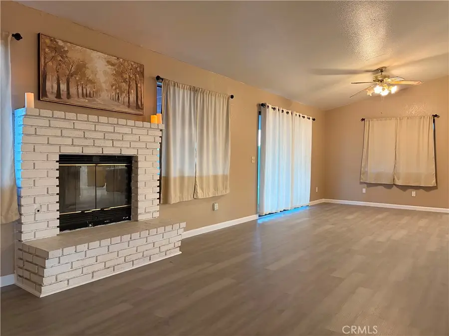 7183 Via Flores, Hesperia, CA 92345 - #2