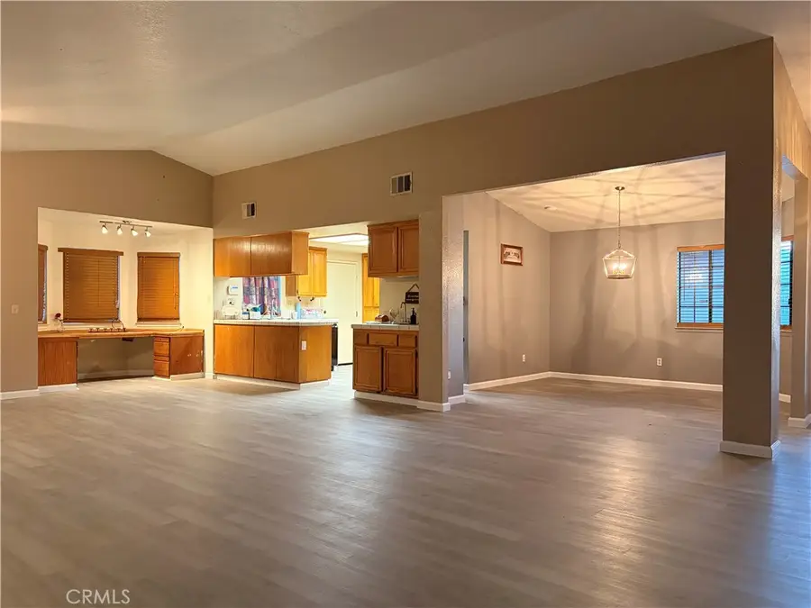 7183 Via Flores, Hesperia, CA 92345 - #3