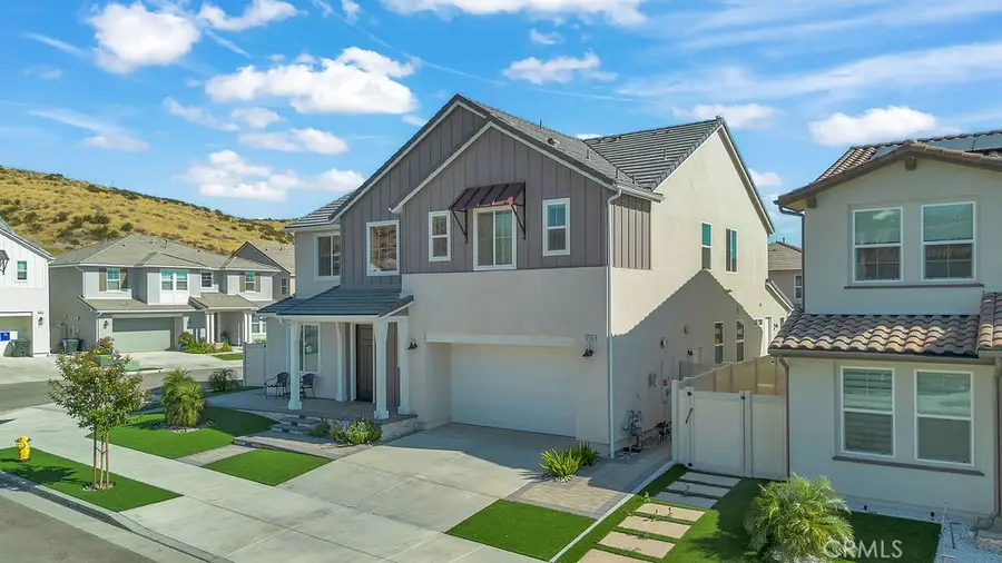 18100 Tableau, Saugus, CA 91350 - #3