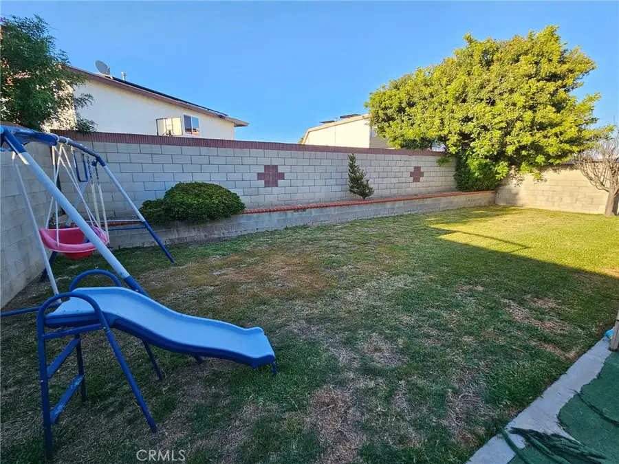 1221 E Denwall, Carson, CA 90746 - #3